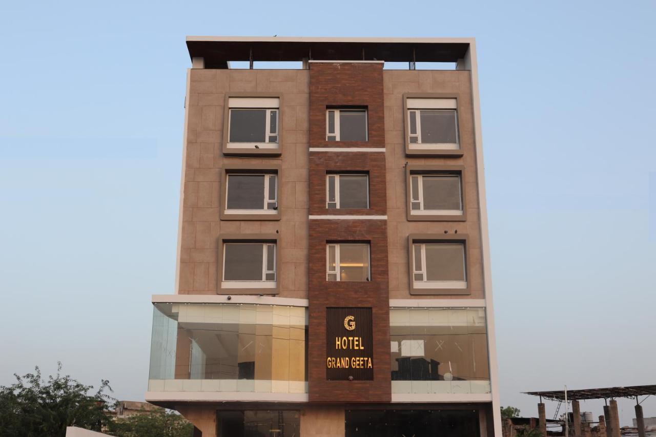 Beāwar Hotel Grand Geeta מראה חיצוני תמונה